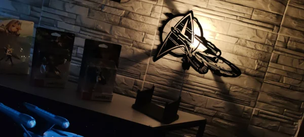 IMG_20250818_181012 Lámpara Star Trek USS Enterprise