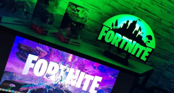 Lámpara Fortnite