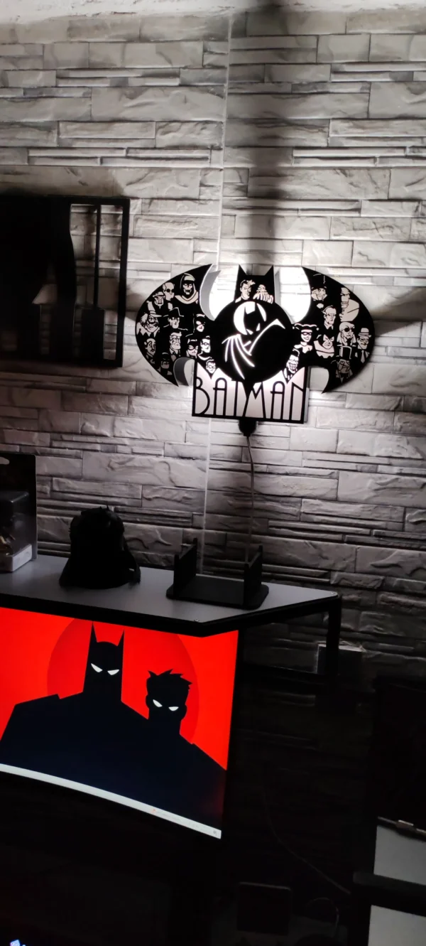 IMG_20260315_125932 Lámpara Batman Personajes Serie Animada