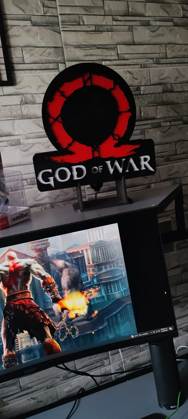 IMG_20250810_141801 Lámpara God of War Símbolo Omega