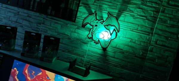 IMG_20260609_175747 Lámpara Charizard